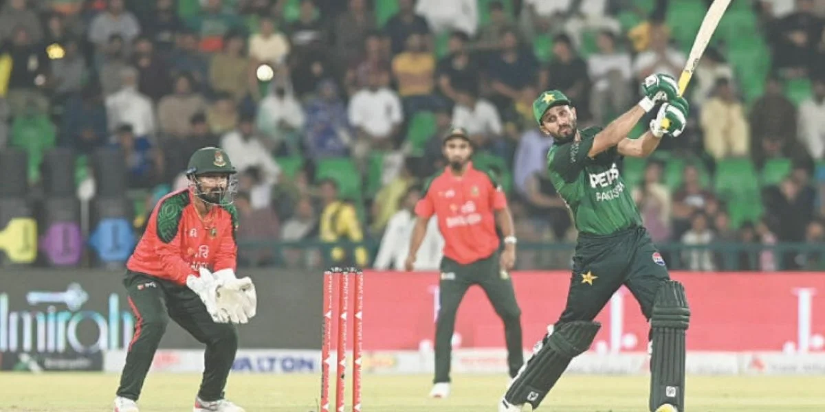 Mohammad Haris, Pakistan, T20I century, Bangladesh, clean sweep